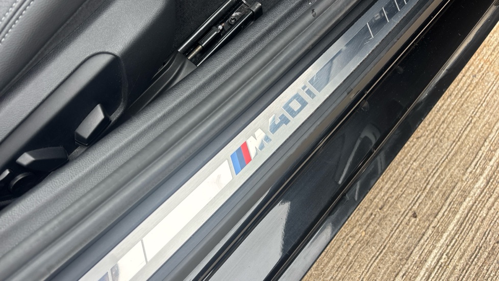 BMW Z4 sDrive M40i 2dr Auto Petrol Roadster - Image 37