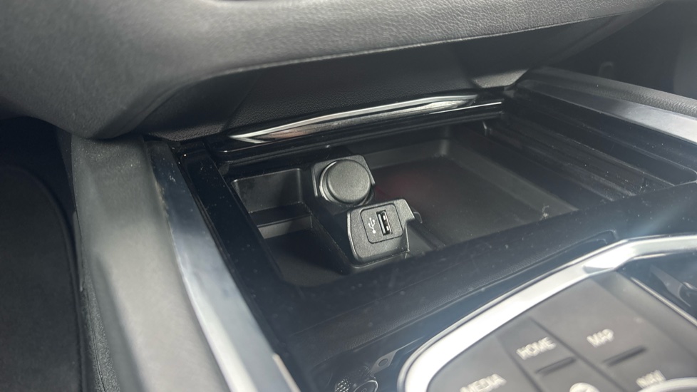 BMW Z4 sDrive M40i 2dr Auto Petrol Roadster - Image 55