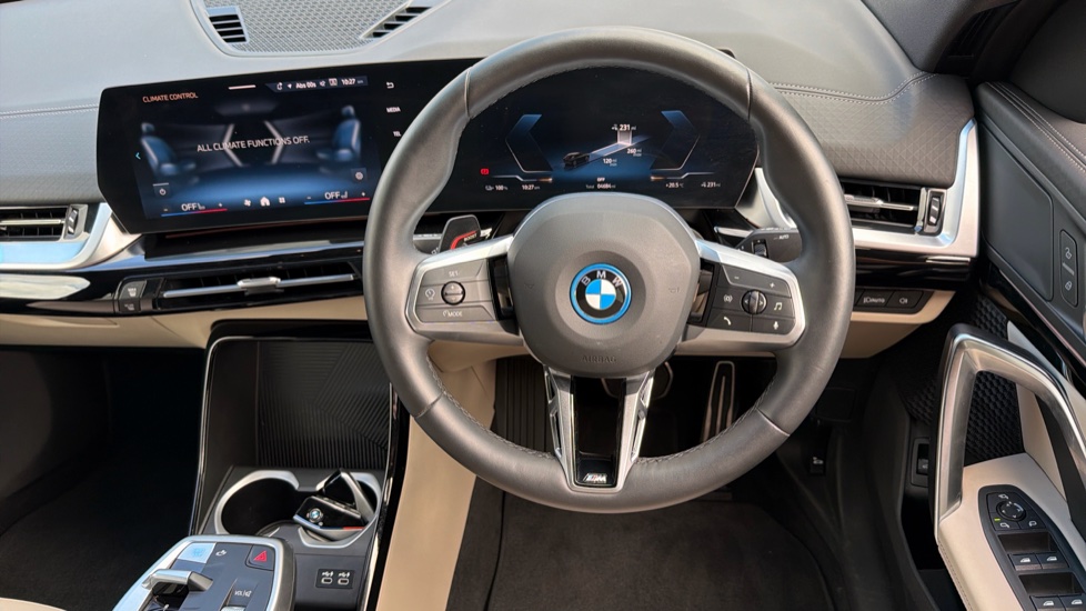 BMW iX2 230kW xDrive30 M Sport 65kWh 5dr Auto [Tech+] Electric Hatchback - Image 5
