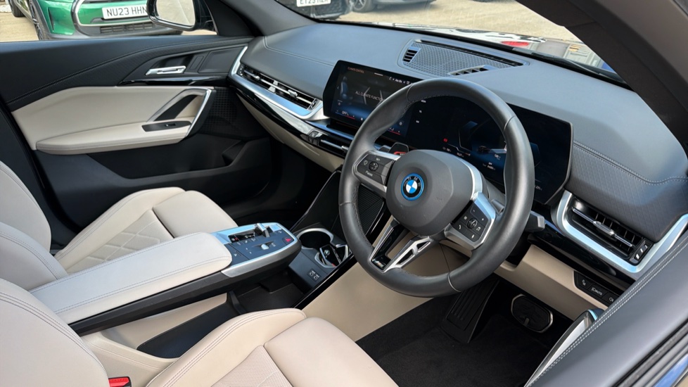 BMW iX2 230kW xDrive30 M Sport 65kWh 5dr Auto [Tech+] Electric Hatchback - Image 6