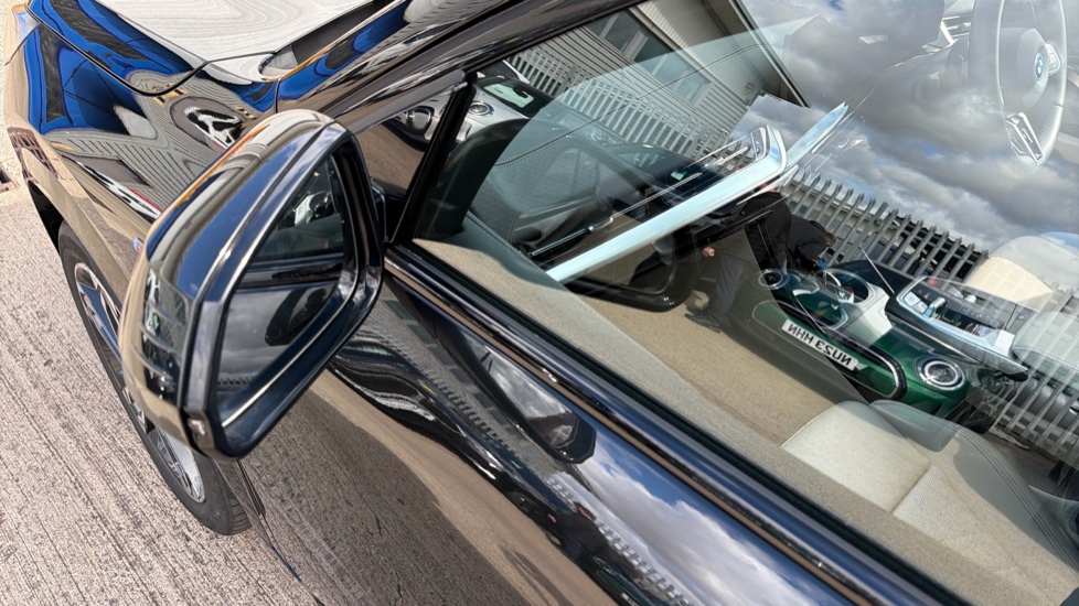 BMW iX2 230kW xDrive30 M Sport 65kWh 5dr Auto [Tech+] Electric Hatchback - Image 28