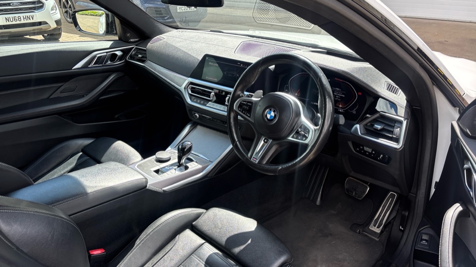 BMW 4 Series M440d xDrive MHT 2dr Step Auto Diesel Coupe - Image 6