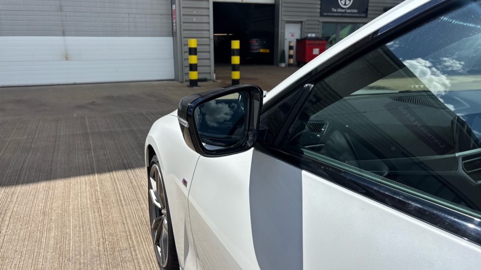 BMW 4 Series M440d xDrive MHT 2dr Step Auto Diesel Coupe - Image 27
