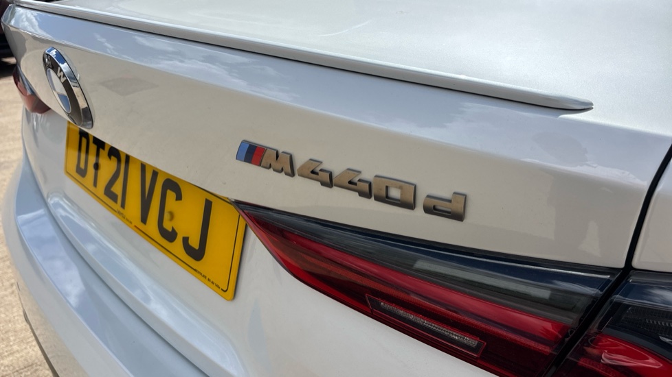 BMW 4 Series M440d xDrive MHT 2dr Step Auto Diesel Coupe - Image 31