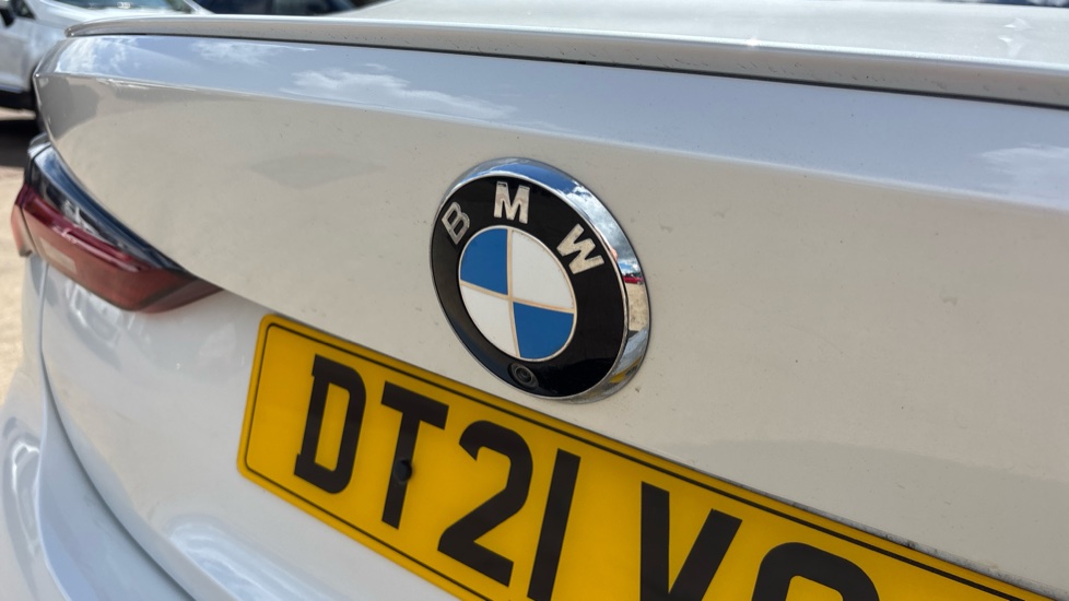 BMW 4 Series M440d xDrive MHT 2dr Step Auto Diesel Coupe - Image 32