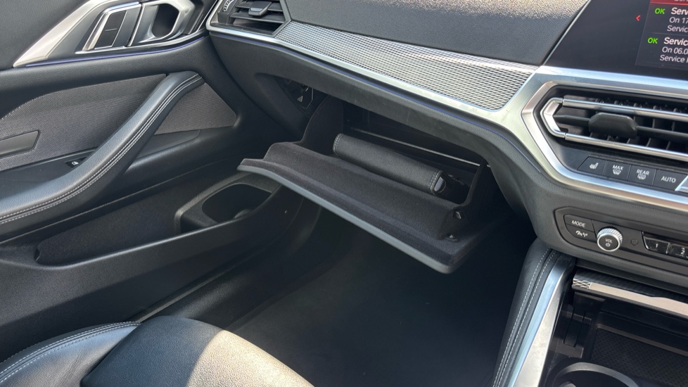 BMW 4 Series M440d xDrive MHT 2dr Step Auto Diesel Coupe - Image 53