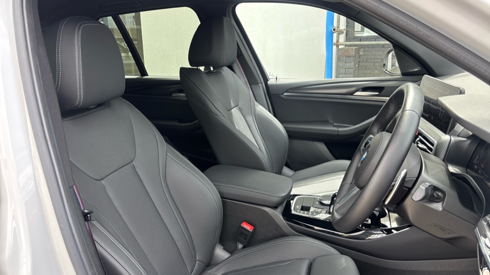 BMW X3 xDrive20d MHT M Sport 5dr Step Auto Diesel Estate - Image 11