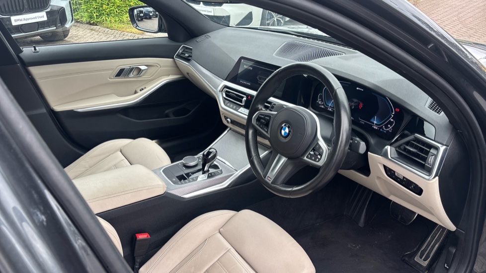 BMW 3 Series 330e xDrive M Sport 4dr Step Auto Saloon - Image 6