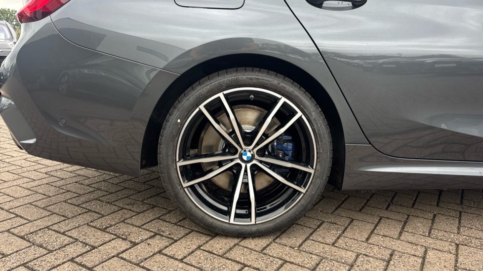 BMW 3 Series 330e xDrive M Sport 4dr Step Auto Saloon - Image 24