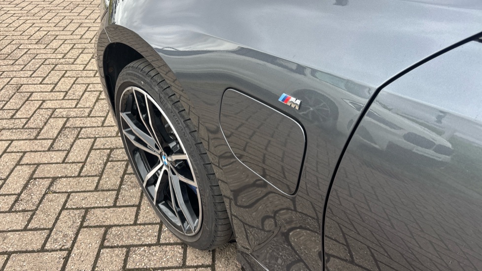 BMW 3 Series 330e xDrive M Sport 4dr Step Auto Saloon - Image 30