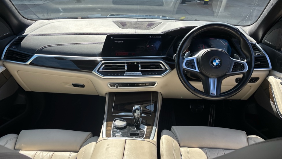 BMW X5 xDrive30d M Sport 5dr Auto Diesel Estate - Image 4