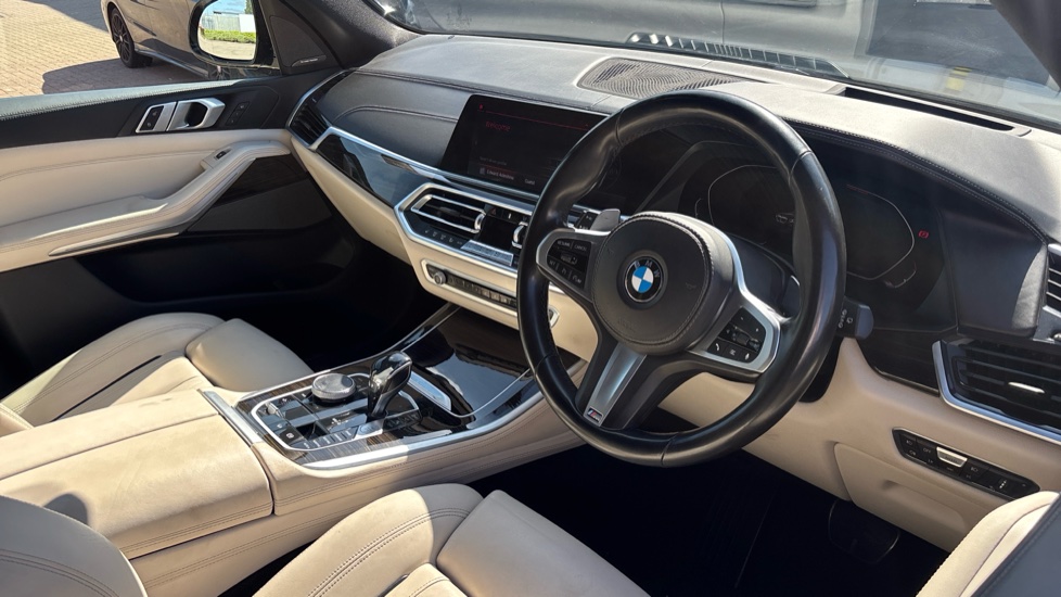 BMW X5 xDrive30d M Sport 5dr Auto Diesel Estate - Image 6