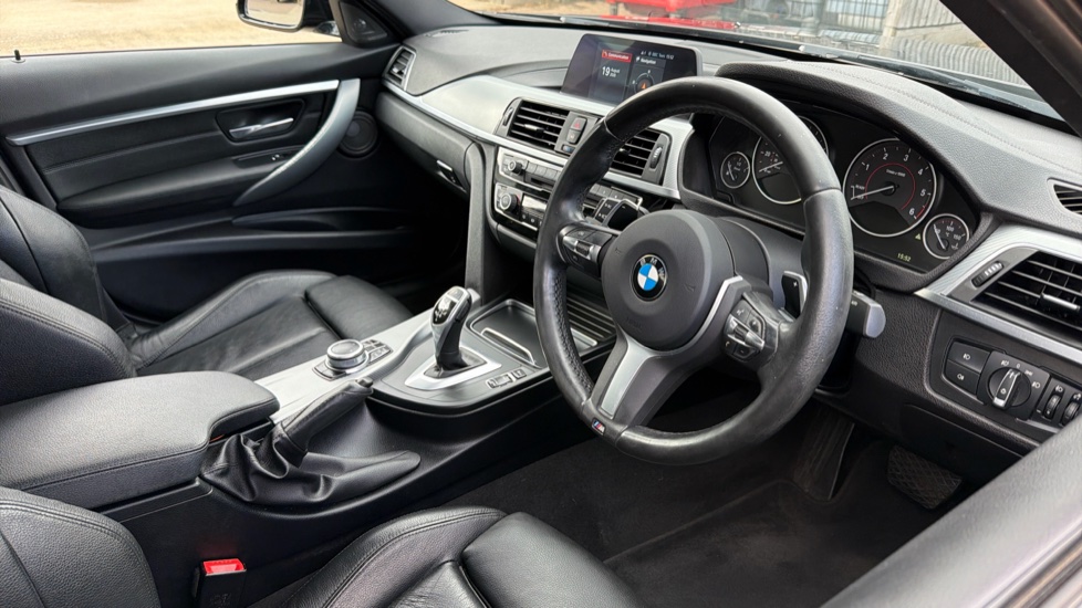 BMW 3 Series 320d M Sport Shadow Edition 4dr Step Auto Diesel Saloon - Image 6