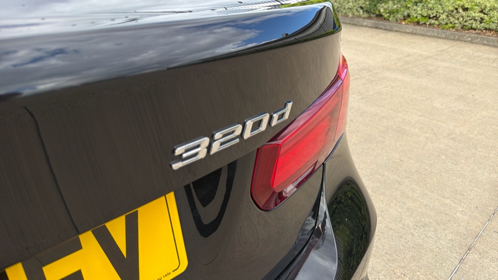 BMW 3 Series 320d M Sport Shadow Edition 4dr Step Auto Diesel Saloon - Image 31