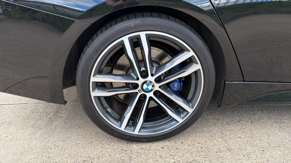 BMW 3 Series 320d M Sport Shadow Edition 4dr Step Auto Diesel Saloon - Image 32