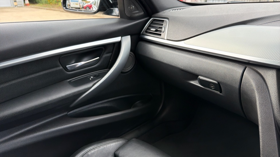 BMW 3 Series 320d M Sport Shadow Edition 4dr Step Auto Diesel Saloon - Image 50