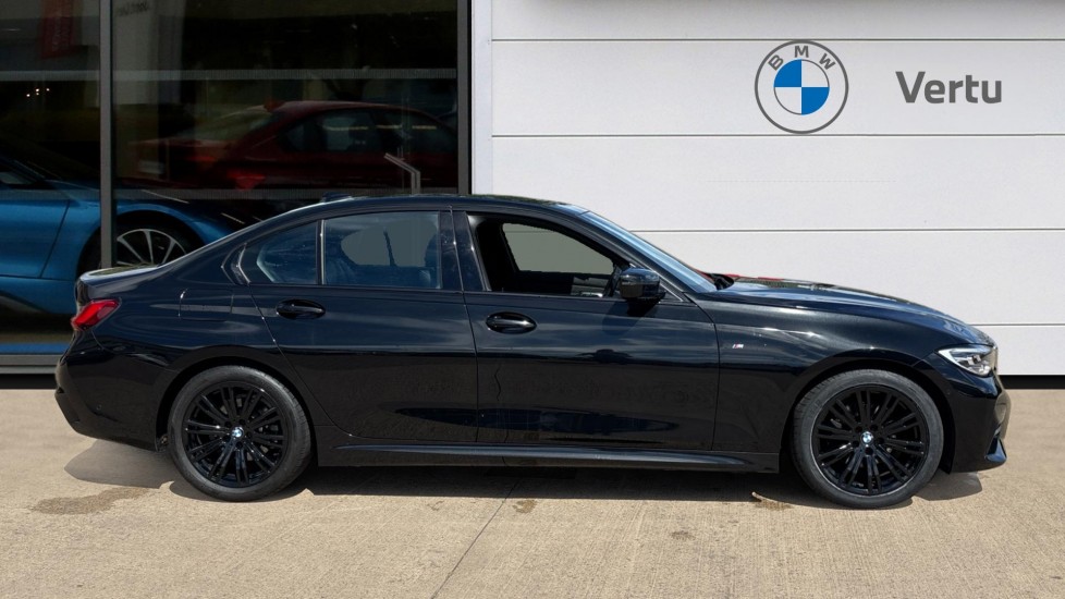 BMW 3 Series 320i M Sport 4dr Step Auto Petrol Saloon - Image 3