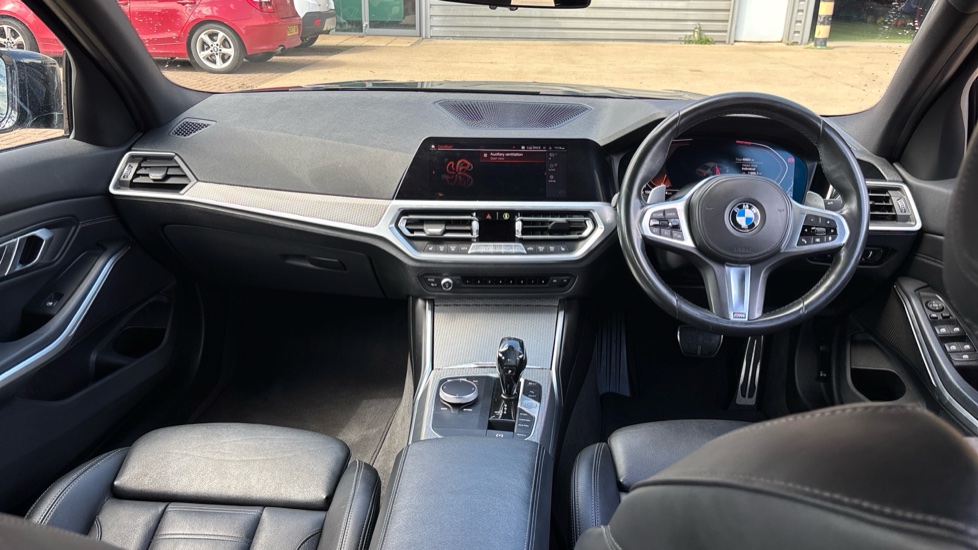 BMW 3 Series 320i M Sport 4dr Step Auto Petrol Saloon - Image 4