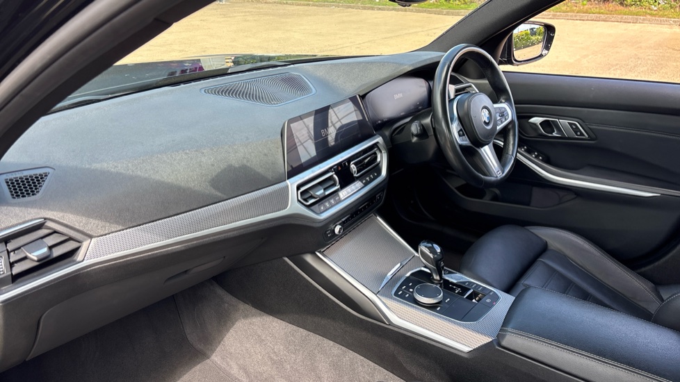 BMW 3 Series 320i M Sport 4dr Step Auto Petrol Saloon - Image 7