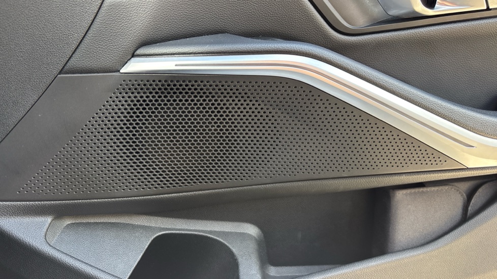 BMW 3 Series 320i M Sport 4dr Step Auto Petrol Saloon - Image 20