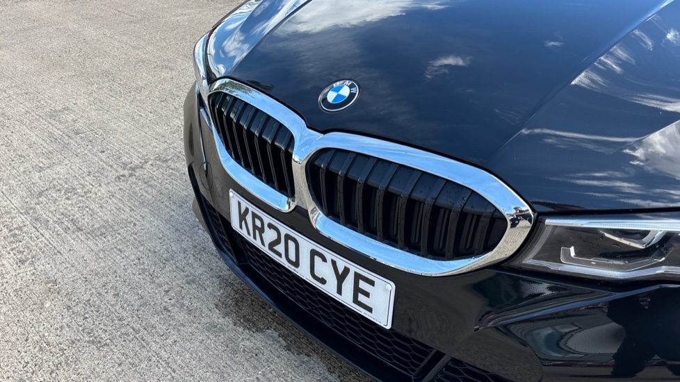 BMW 3 Series 320i M Sport 4dr Step Auto Petrol Saloon - Image 32