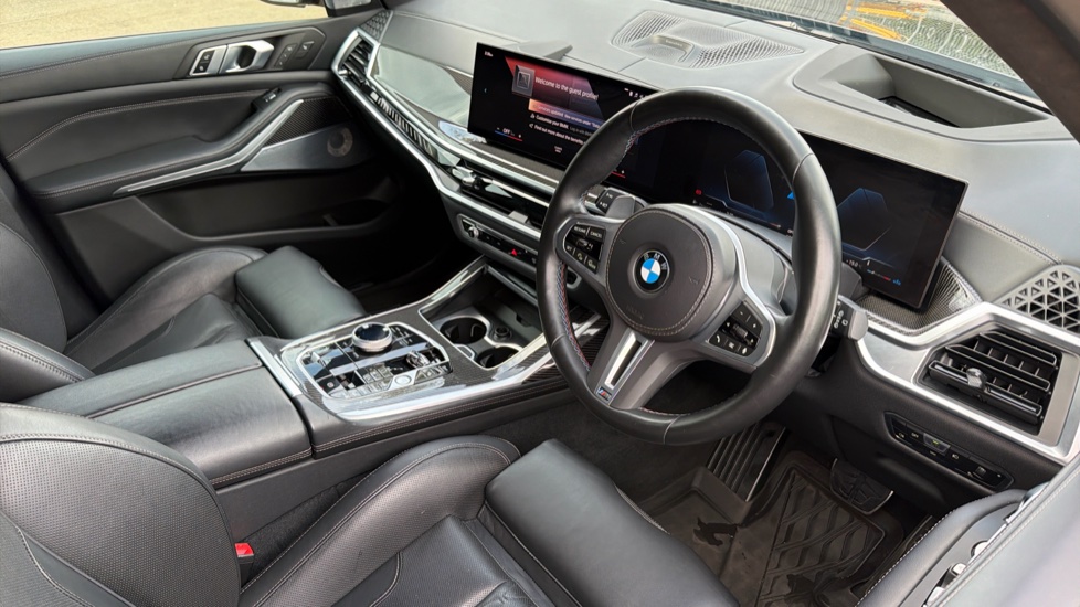 BMW X7 xDrive M60i 5dr Step Auto Petrol Estate - Image 6