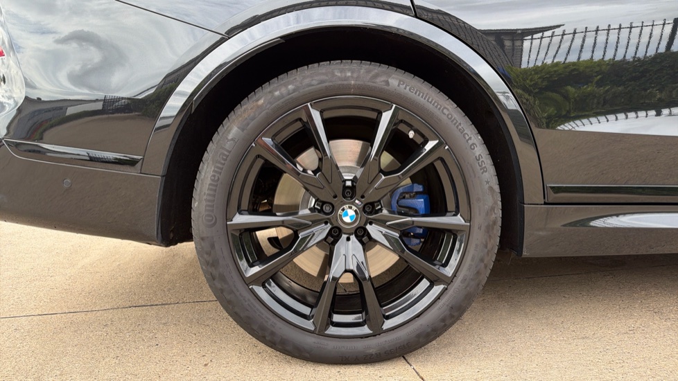 BMW X7 xDrive M60i 5dr Step Auto Petrol Estate - Image 14