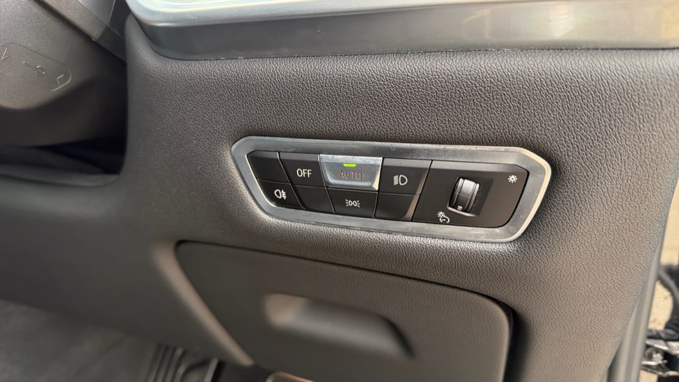 BMW X7 xDrive M60i 5dr Step Auto Petrol Estate - Image 39