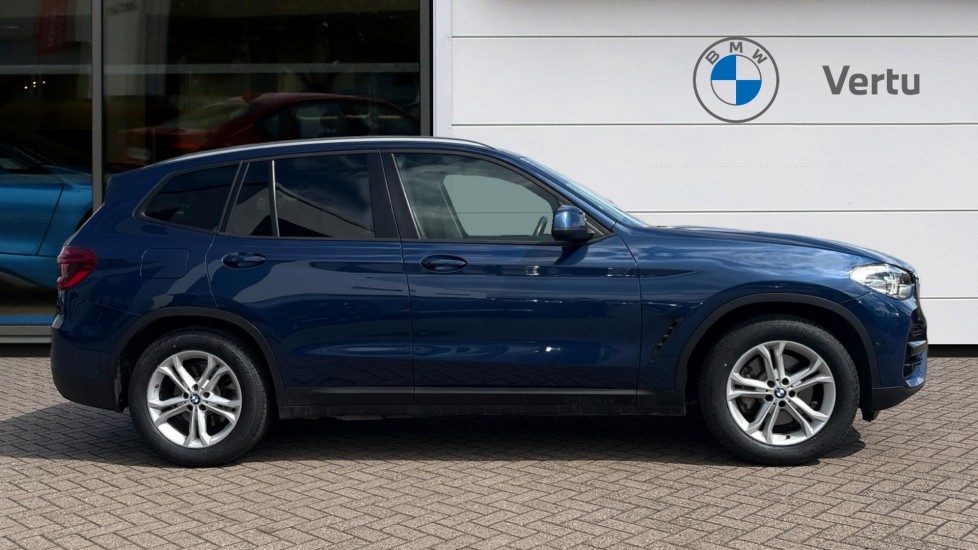 BMW X3 xDrive 30e SE 5dr Auto Estate - Image 3