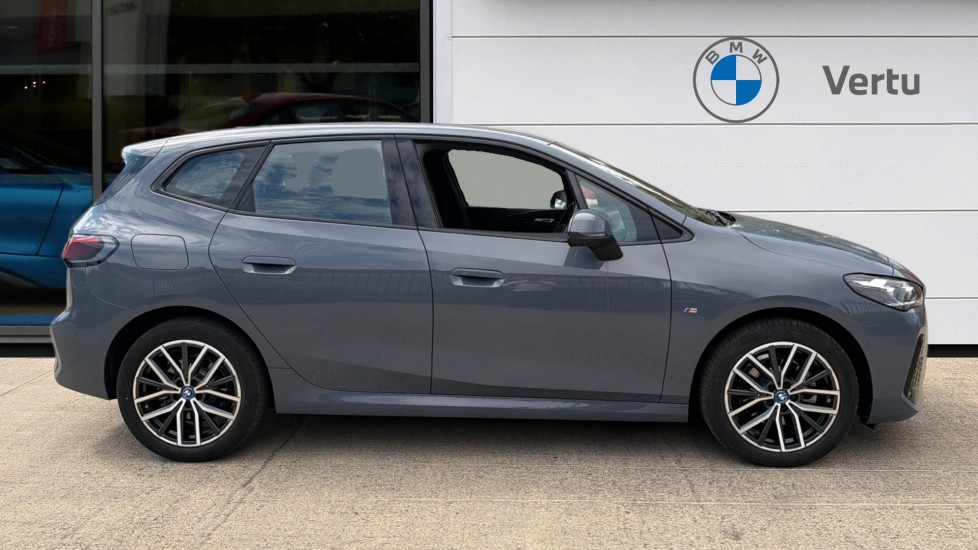 BMW 2 Series 225e xDrive M Sport 5dr DCT Hatchback - Image 3