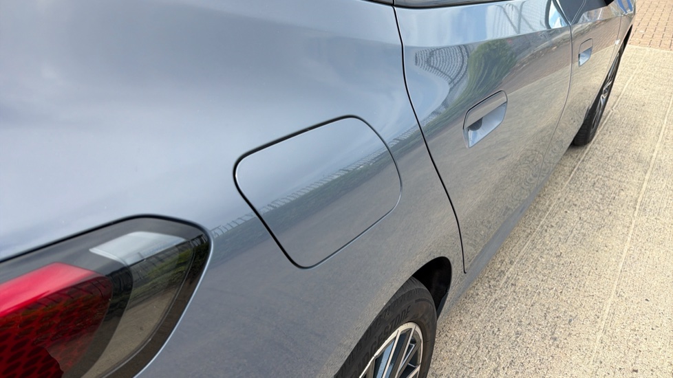 BMW 2 Series 225e xDrive M Sport 5dr DCT Hatchback - Image 33