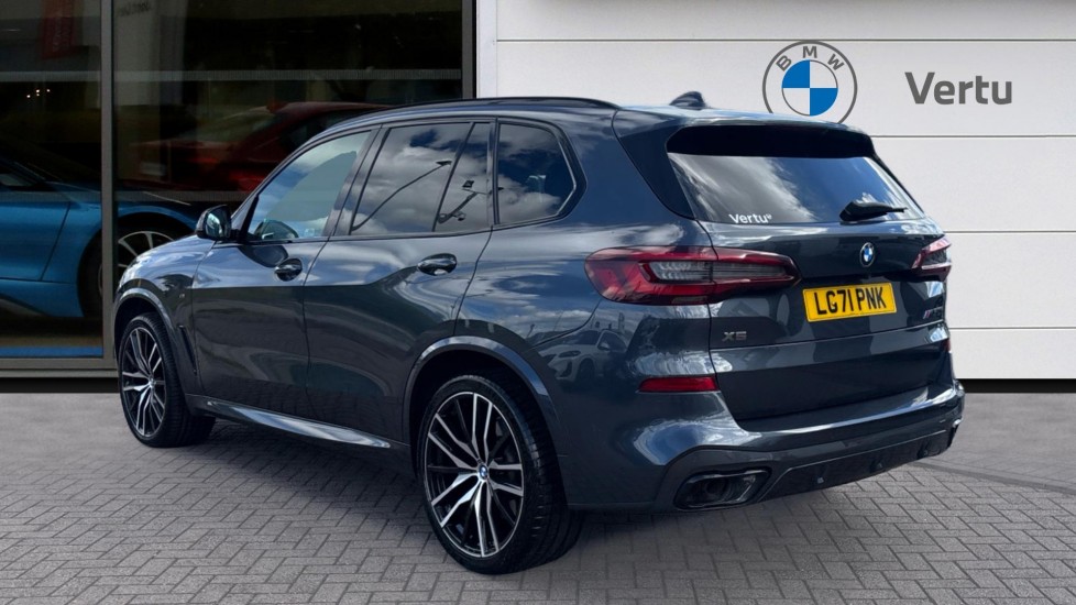 BMW X5 xDrive M50i 5dr Auto Petrol Estate - Image 2