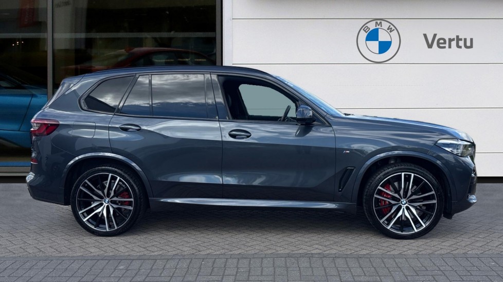 BMW X5 xDrive M50i 5dr Auto Petrol Estate - Image 3