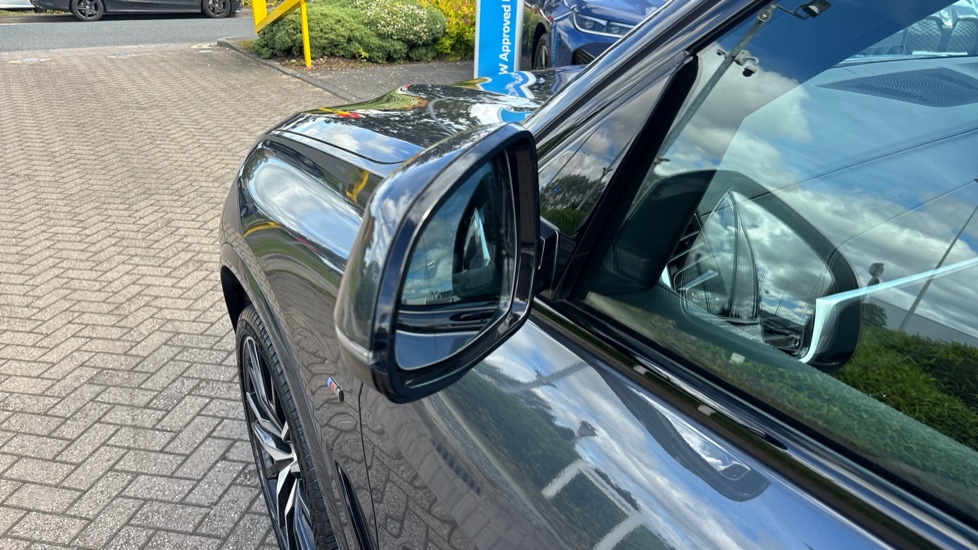 BMW X5 xDrive M50i 5dr Auto Petrol Estate - Image 28