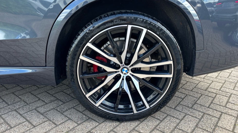 BMW X5 xDrive M50i 5dr Auto Petrol Estate - Image 29
