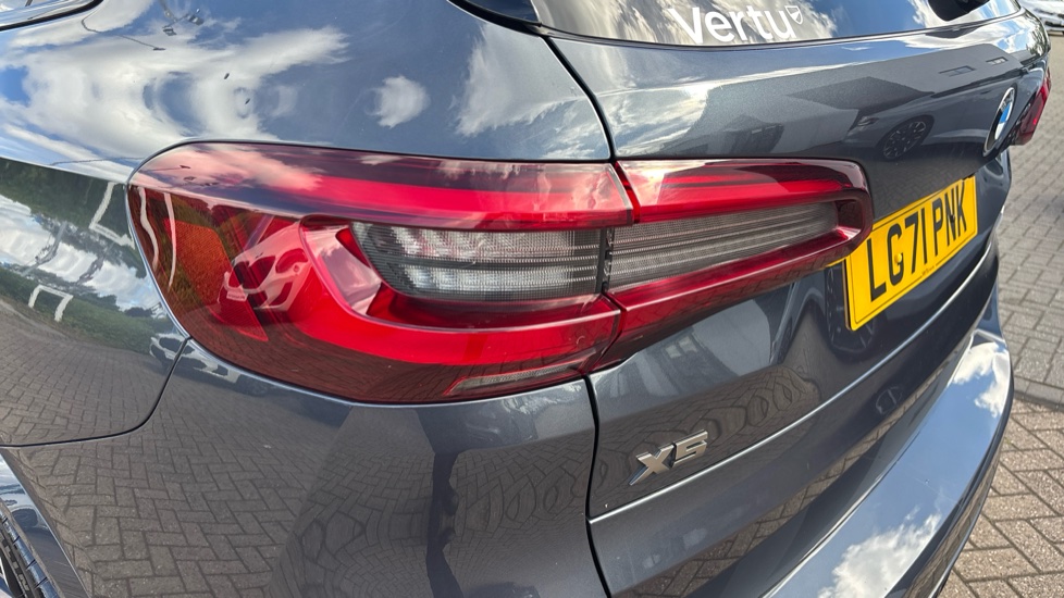 BMW X5 xDrive M50i 5dr Auto Petrol Estate - Image 30