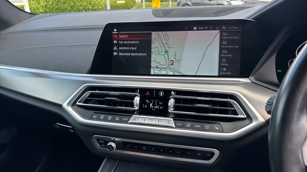 BMW X5 xDrive M50i 5dr Auto Petrol Estate - Image 43
