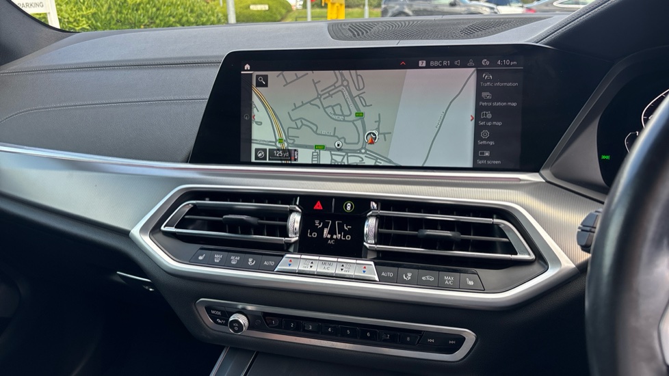 BMW X5 xDrive M50i 5dr Auto Petrol Estate - Image 44