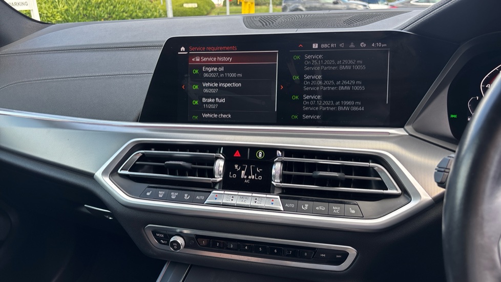 BMW X5 xDrive M50i 5dr Auto Petrol Estate - Image 48