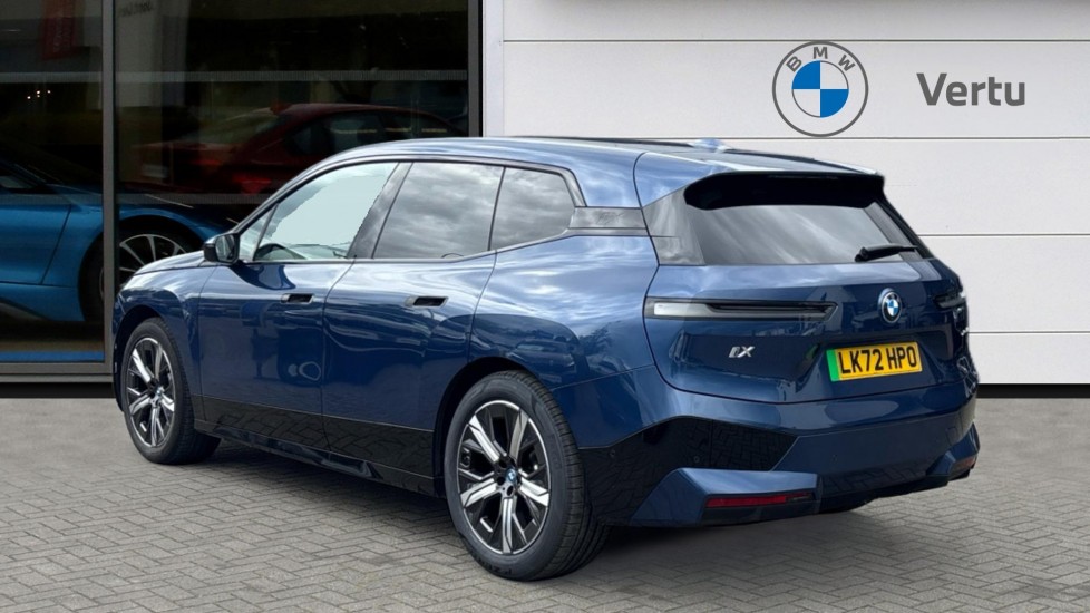 BMW iX 240kW xDrive40 M Sport 76.6kWh 5dr Auto Electric Estate - Image 2