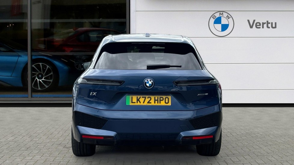 BMW iX 240kW xDrive40 M Sport 76.6kWh 5dr Auto Electric Estate - Image 15