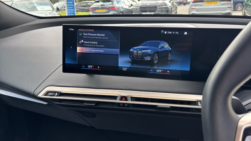 BMW iX 240kW xDrive40 M Sport 76.6kWh 5dr Auto Electric Estate - Image 47