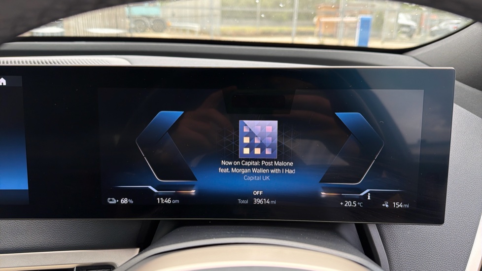 BMW iX 240kW xDrive40 M Sport 76.6kWh 5dr Auto Electric Estate - Image 9