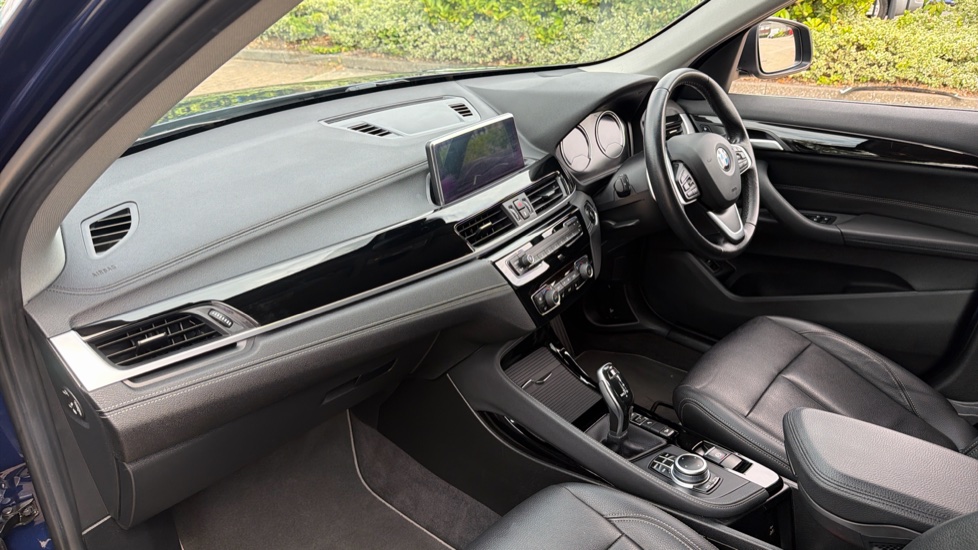 BMW X1 xDrive 20i xLine 5dr Step Auto Petrol Estate - Image 7