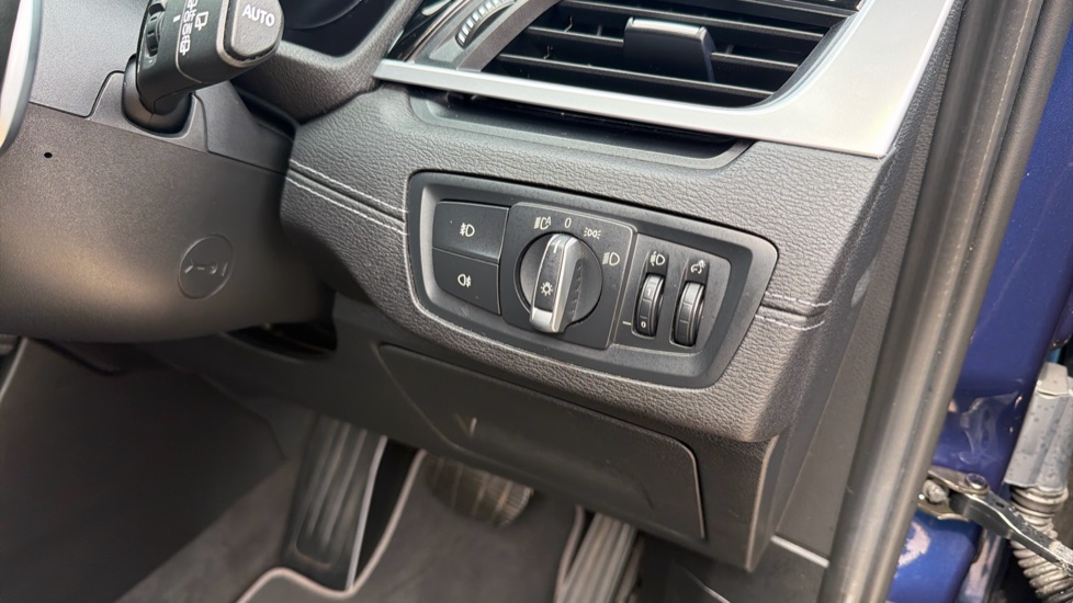 BMW X1 xDrive 20i xLine 5dr Step Auto Petrol Estate - Image 35
