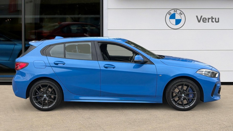 BMW 1 Series 118i [136] M Sport 5dr Step Auto [LCP] Petrol Hatchback - Image 3