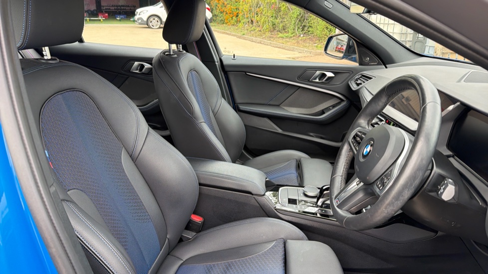 BMW 1 Series 118i [136] M Sport 5dr Step Auto [LCP] Petrol Hatchback - Image 11