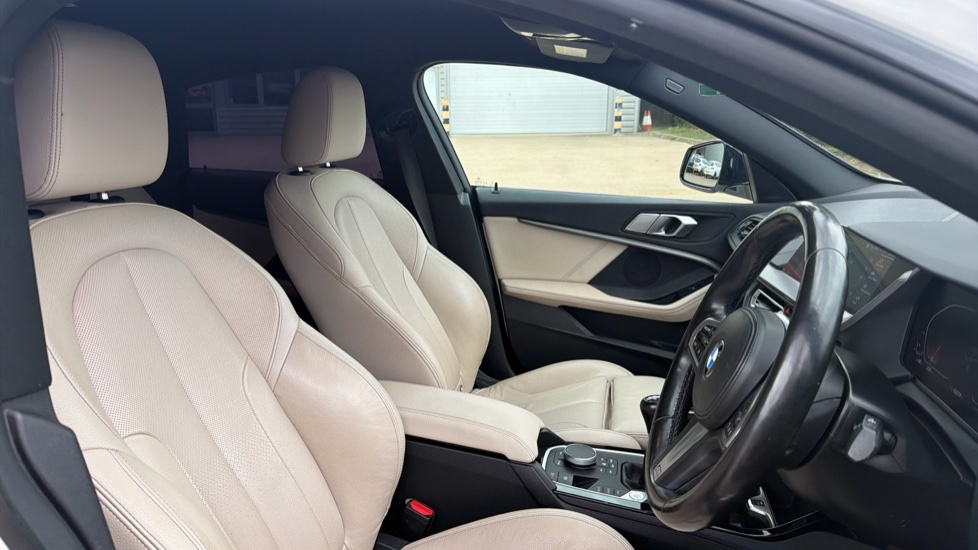 BMW 2 Series 218i [136] M Sport 4dr Petrol Saloon - Image 11