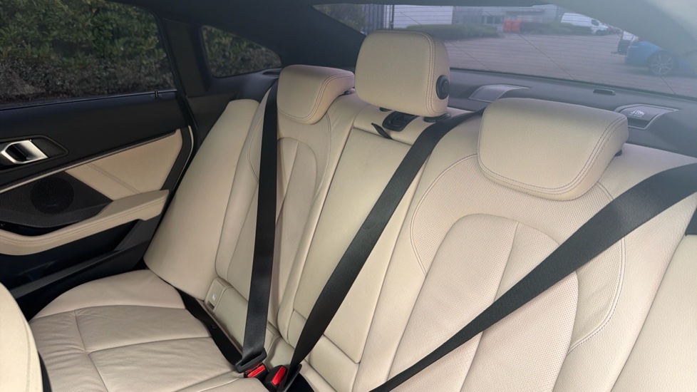 BMW 2 Series 218i [136] M Sport 4dr Petrol Saloon - Image 12