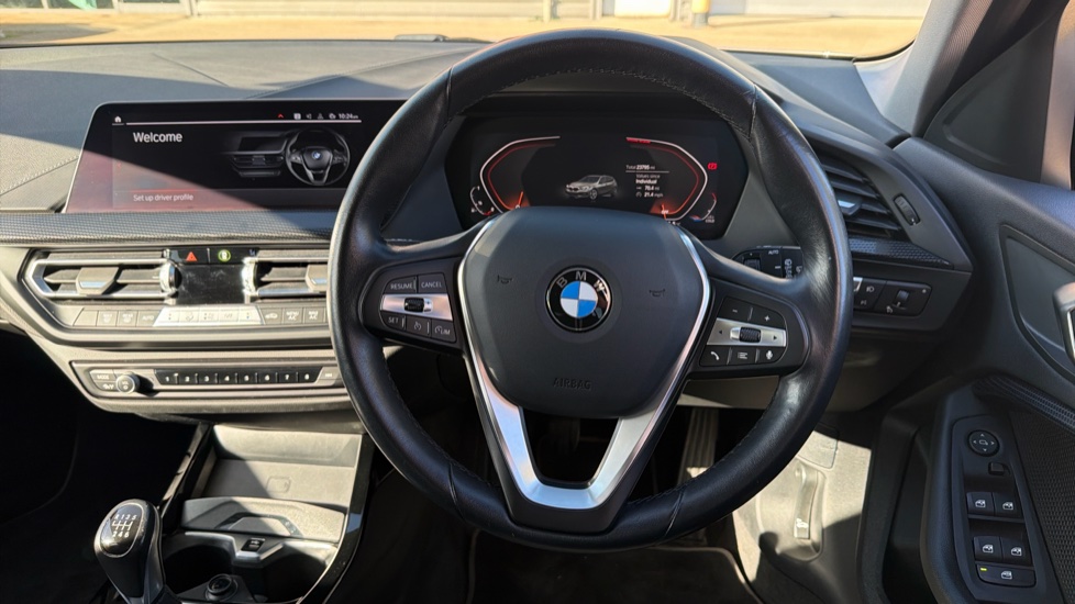 BMW 1 Series 118i [136] Sport 5dr [Live Cockpit Professional] Petrol Hatchback - Image 5